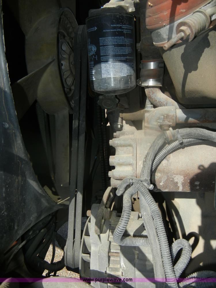 image for item G4692 1993 Mack CH613 semi truck