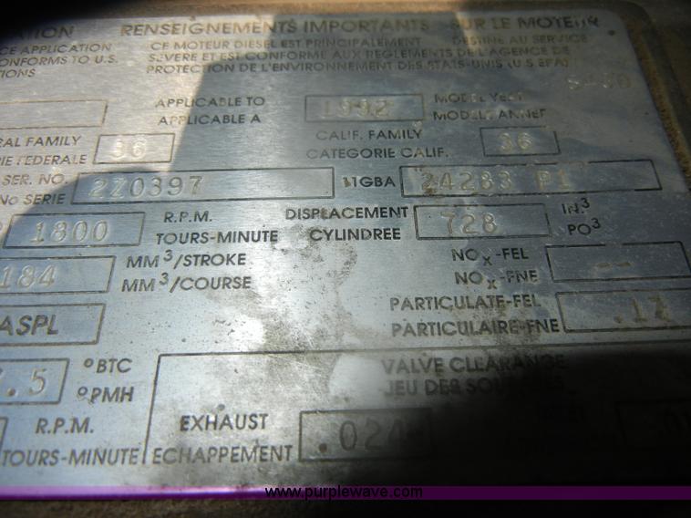 image for item G4692 1993 Mack CH613 semi truck