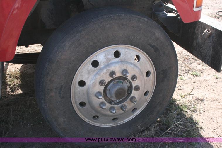 image for item G5534 1990 Mack CH613 dump truck