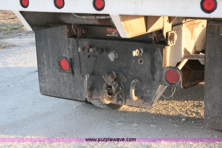 image for item G5534 1990 Mack CH613 dump truck