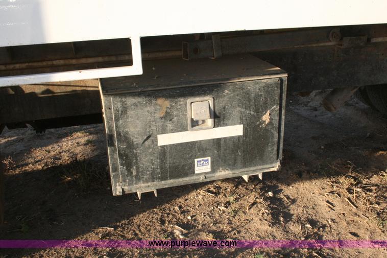 image for item G5534 1990 Mack CH613 dump truck