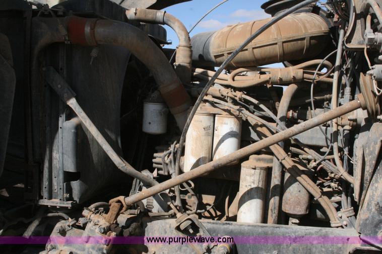 image for item G5534 1990 Mack CH613 dump truck