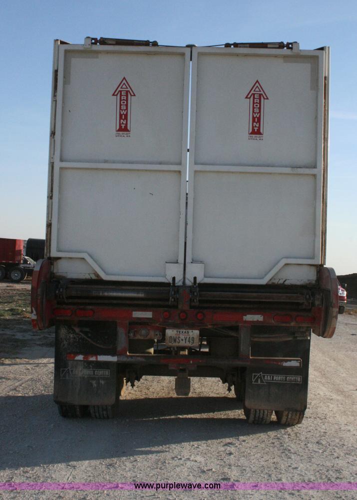 image for item G5536 2008 Aeroswint live bottom silage trailer