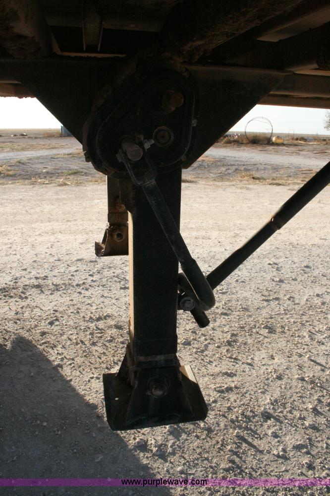 image for item G5536 2008 Aeroswint live bottom silage trailer