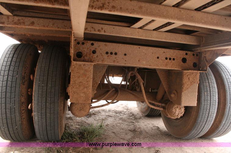 image for item G5536 2008 Aeroswint live bottom silage trailer