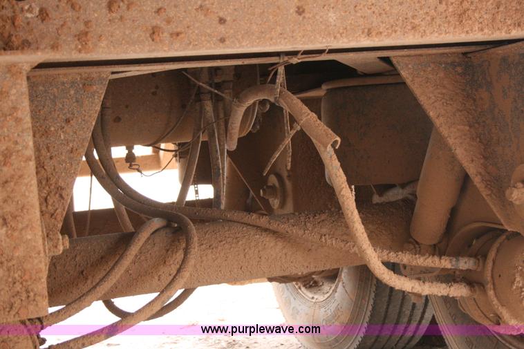 image for item G5536 2008 Aeroswint live bottom silage trailer