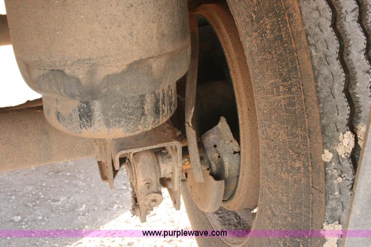 image for item G5536 2008 Aeroswint live bottom silage trailer