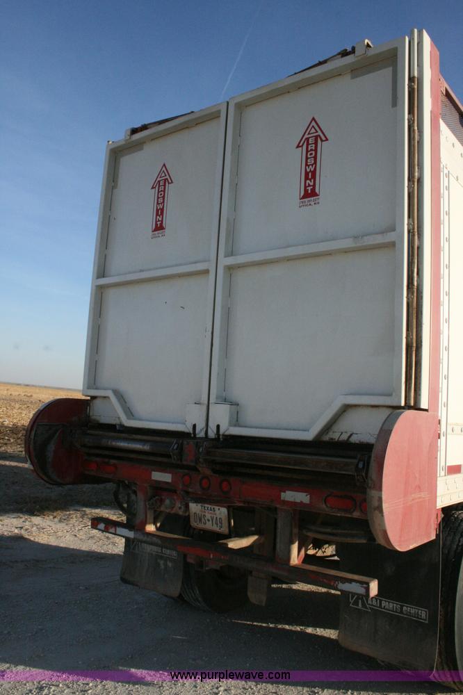 image for item G5536 2008 Aeroswint live bottom silage trailer