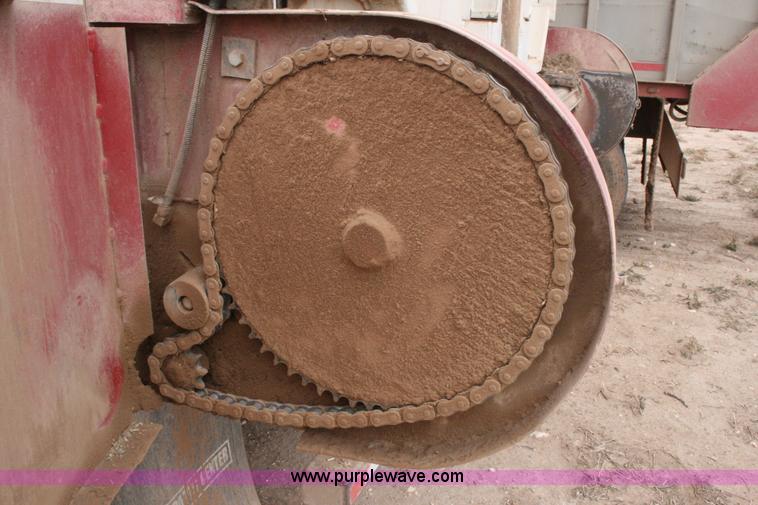 image for item G5536 2008 Aeroswint live bottom silage trailer