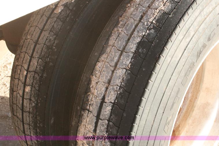 image for item G5536 2008 Aeroswint live bottom silage trailer