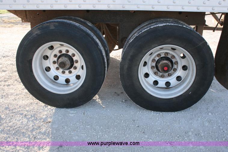 image for item G5536 2008 Aeroswint live bottom silage trailer