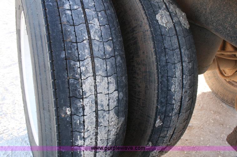 image for item G5536 2008 Aeroswint live bottom silage trailer