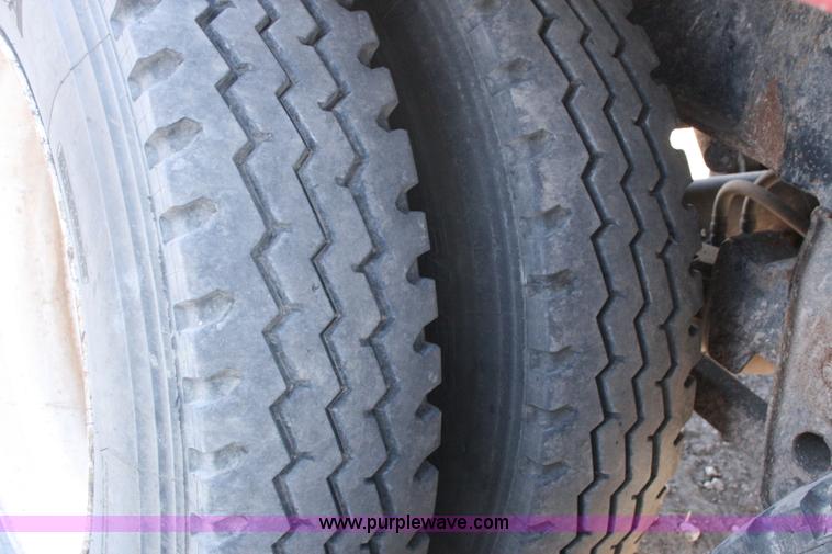 image for item G5538 2000 Aeroswint dump silage trailer