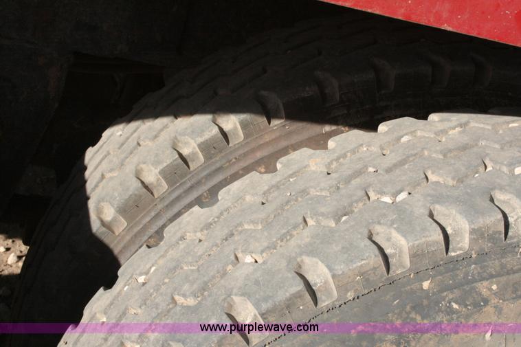 image for item G5538 2000 Aeroswint dump silage trailer