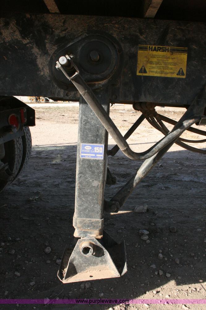 image for item G5538 2000 Aeroswint dump silage trailer