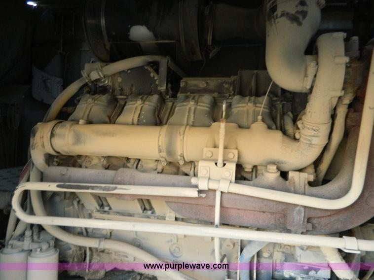 image for item G7582 1989 AGCO Gleaner R70 combine