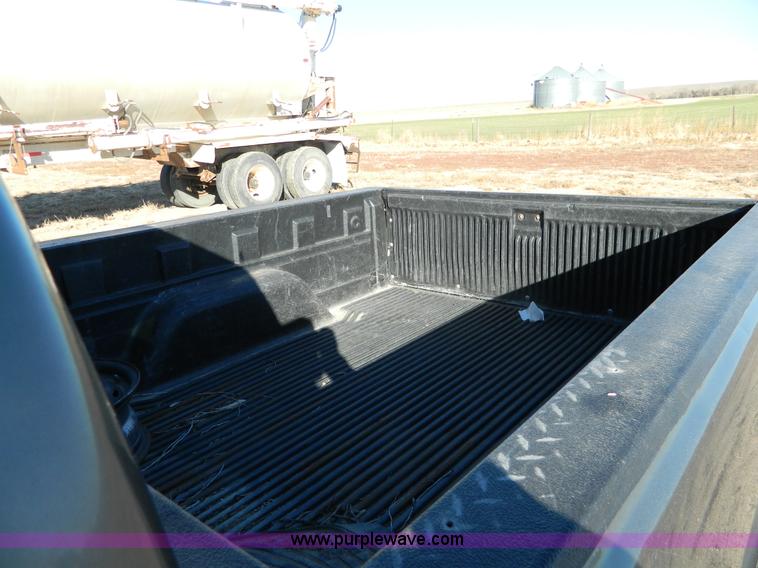 image for item G7623 2000 Chevrolet Silverado K1500 LS pickup truck