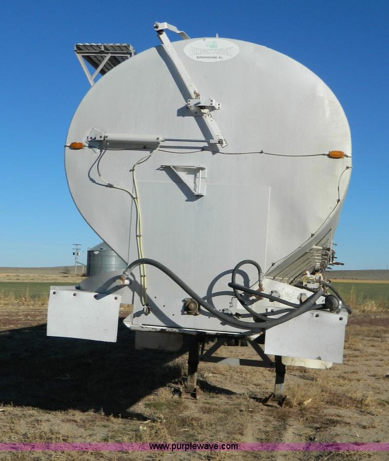 image for item G7624 1998 Pinson 42' feed trailer