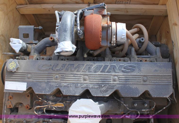 image for item R9909 Cummins QSL 24V diesel engine