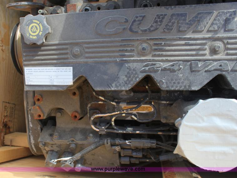 image for item R9909 Cummins QSL 24V diesel engine