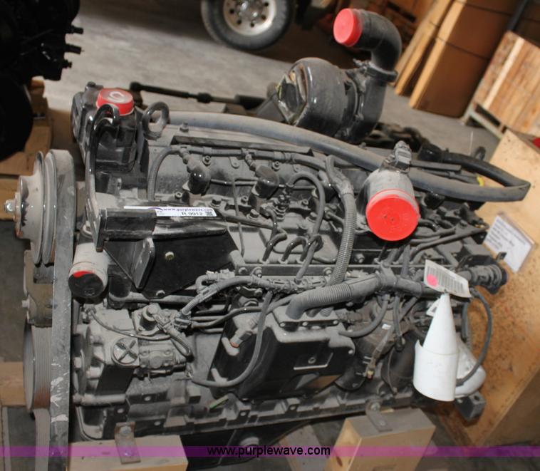 image for item R9912 Sisu Diesel 66 6.6L six cylinder diesel engine
