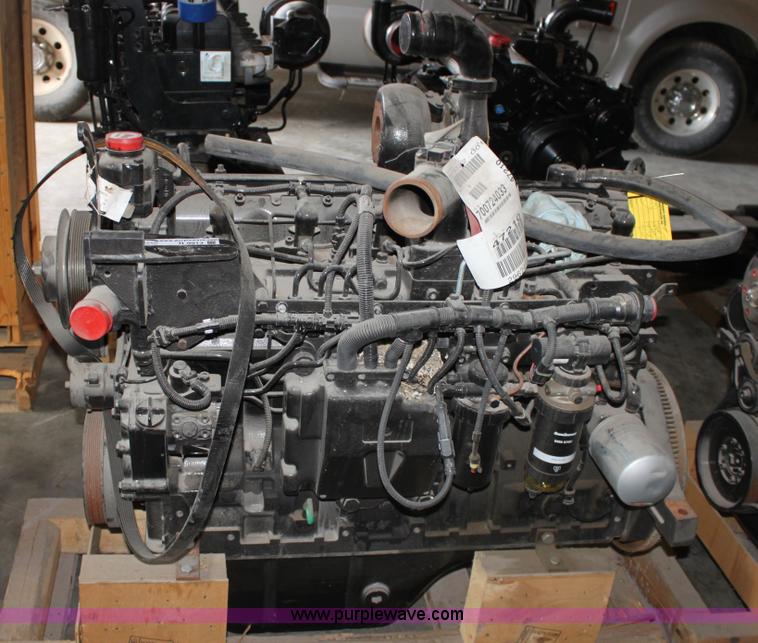image for item R9913 Sisu Diesel 66 6.6L six cylinder diesel engine