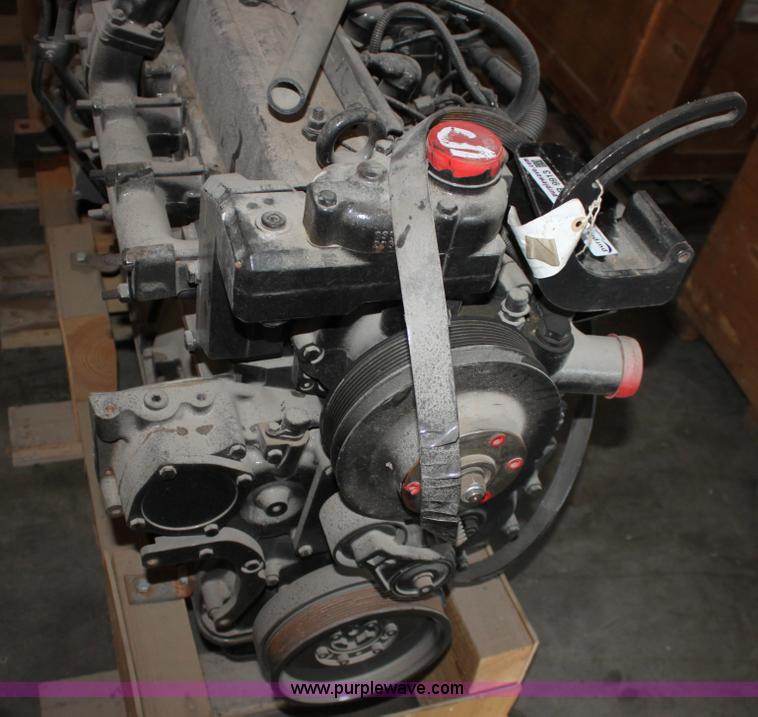 image for item R9913 Sisu Diesel 66 6.6L six cylinder diesel engine
