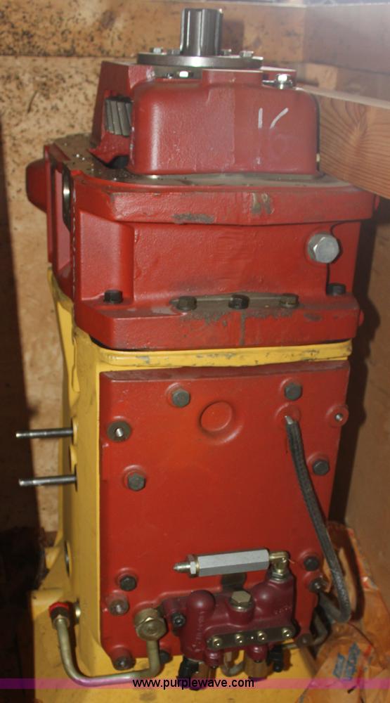 image for item R9918 Rebuilt 12 x 12 power shuttle transmission with transfer case