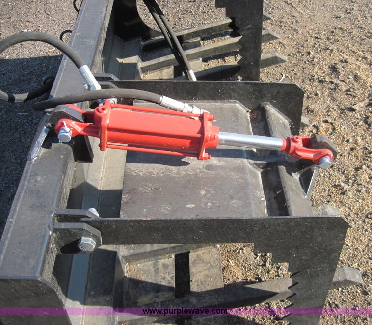 image for item B1621 Master Craft Welding 72" tine grapple bucket