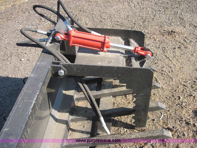 image for item B1621 Master Craft Welding 72" tine grapple bucket