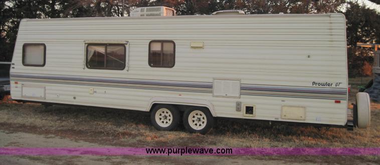 image for item B1626 1990 Prowler travel trailer camper