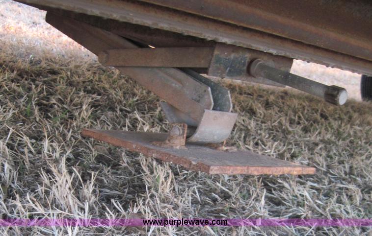 image for item B1626 1990 Prowler travel trailer camper