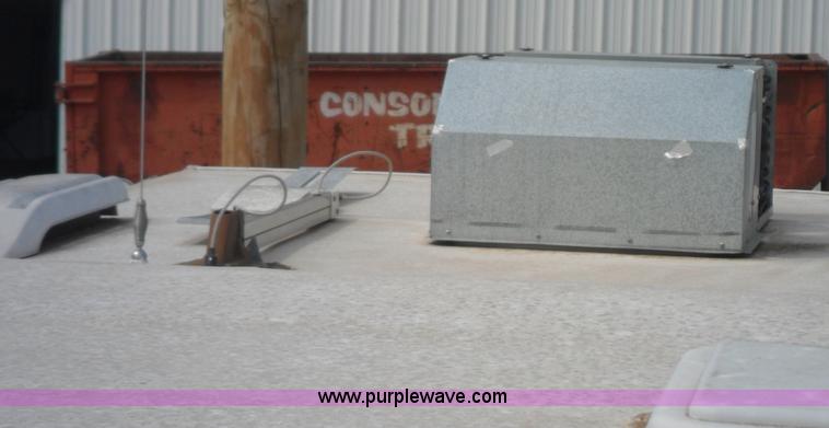 image for item B1627 1995 Excel Legacy fifth wheel camper trailer