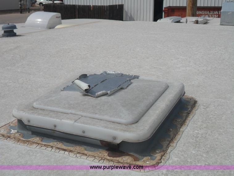 image for item B1627 1995 Excel Legacy fifth wheel camper trailer