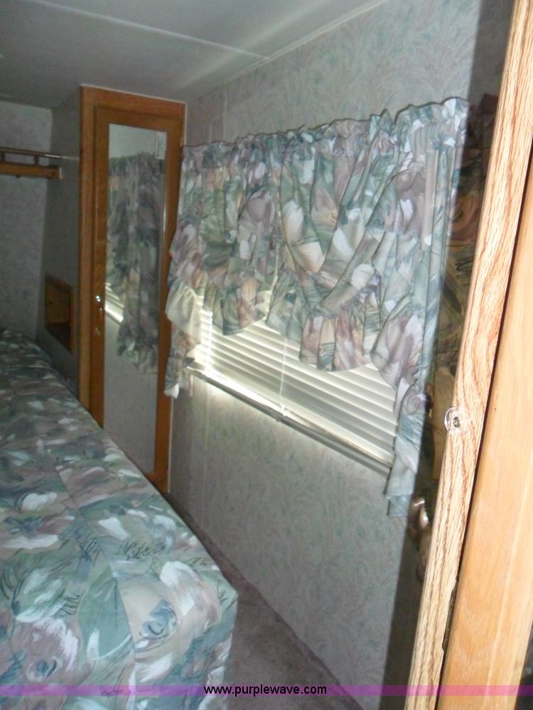 image for item B1627 1995 Excel Legacy fifth wheel camper trailer