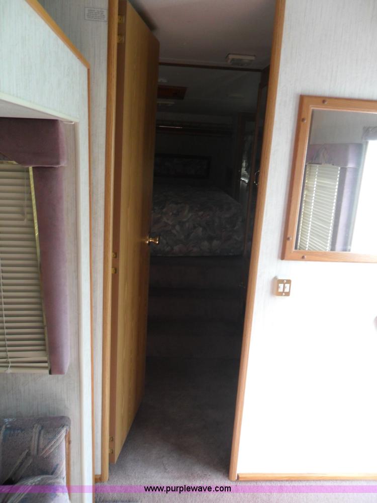 image for item B1627 1995 Excel Legacy fifth wheel camper trailer