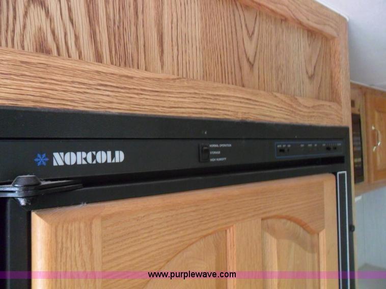 image for item B1627 1995 Excel Legacy fifth wheel camper trailer