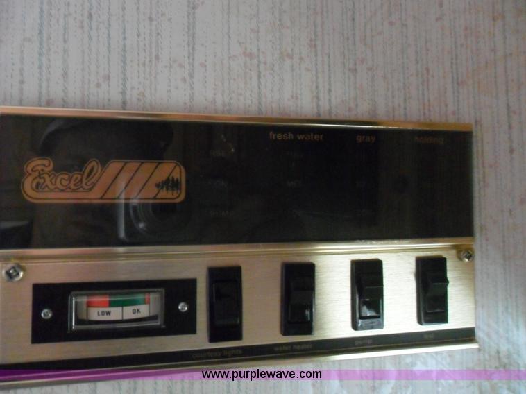 image for item B1627 1995 Excel Legacy fifth wheel camper trailer