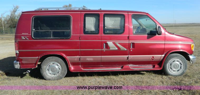 image for item B3980 1995 Ford E150 Tiara conversion van