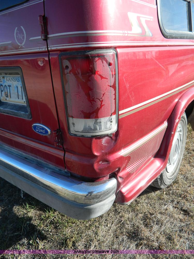 image for item B3980 1995 Ford E150 Tiara conversion van