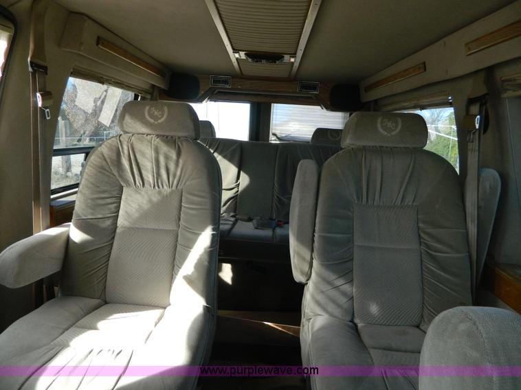 image for item B3980 1995 Ford E150 Tiara conversion van
