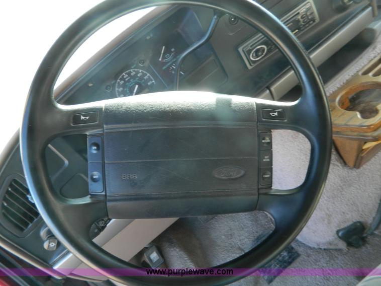 image for item B3980 1995 Ford E150 Tiara conversion van