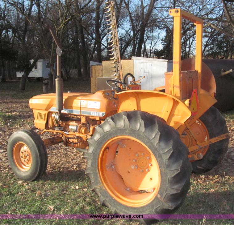 image for item B5261 1979 Kubota L345 tractor