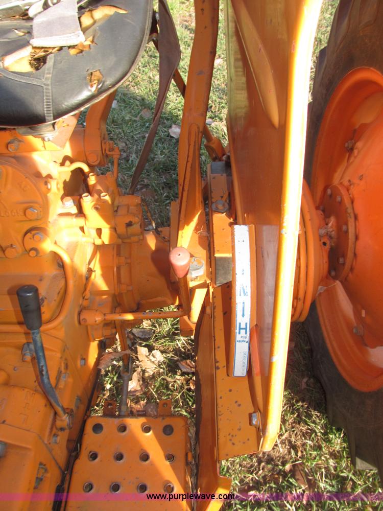 image for item B5261 1979 Kubota L345 tractor