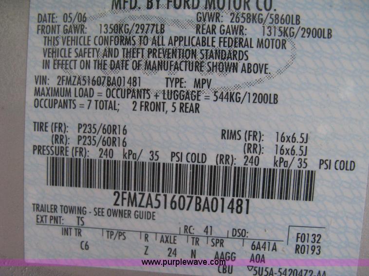 image for item B8259 2007 Ford Freestar SE minivan