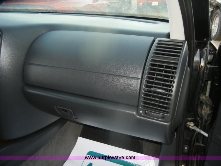 image for item D4693 2001 Cadillac Catera