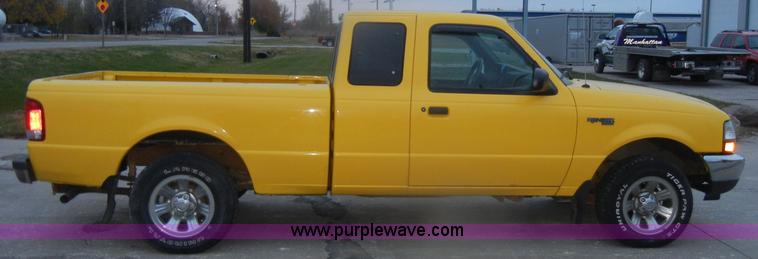 image for item D4735 2000 Ford Ranger XLT pickup truck