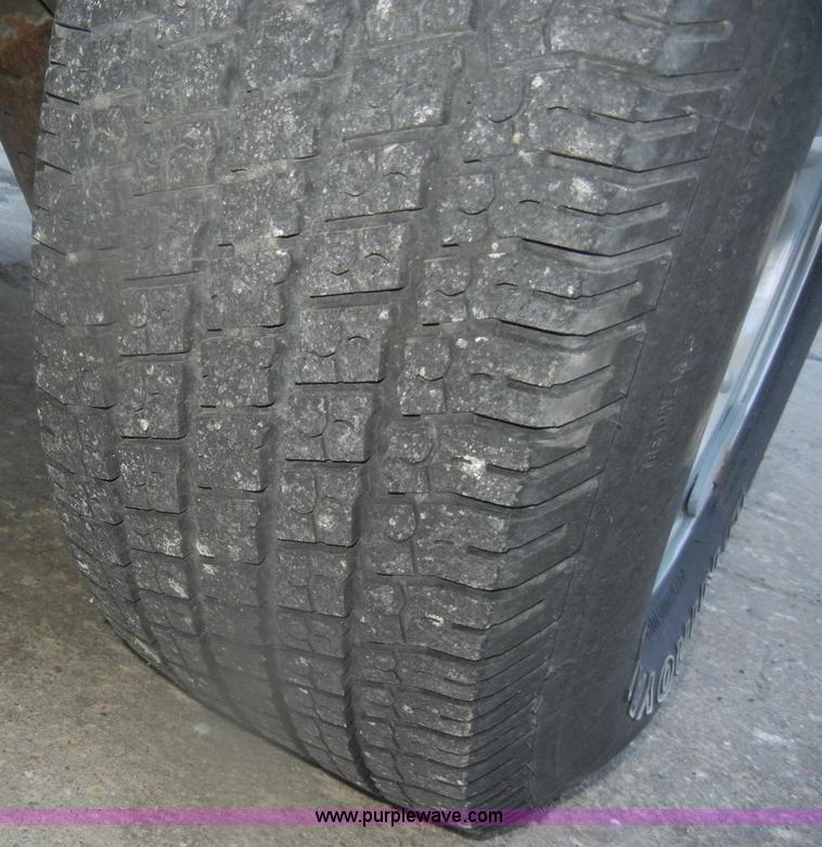 image for item D4735 2000 Ford Ranger XLT pickup truck