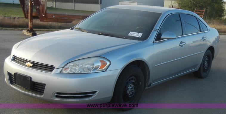 image for item D4821 2006 Chevrolet Impala Police