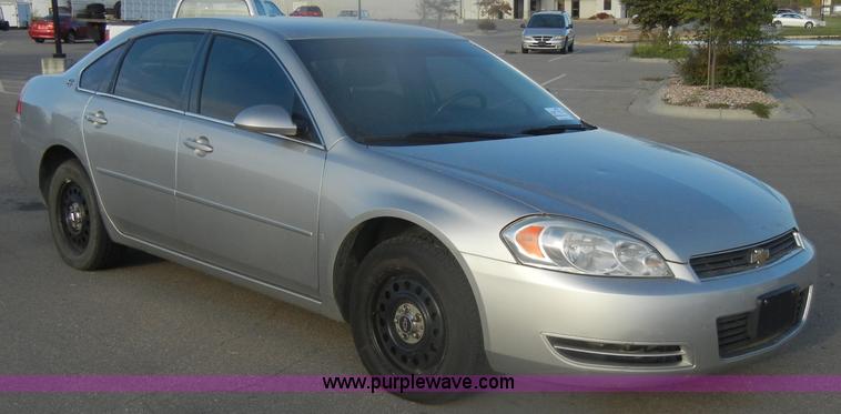 image for item D4821 2006 Chevrolet Impala Police